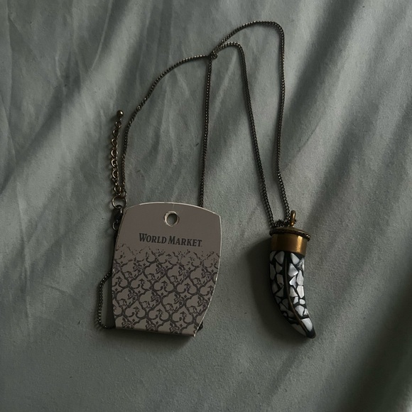 Long chunky necklace - Picture 1 of 3